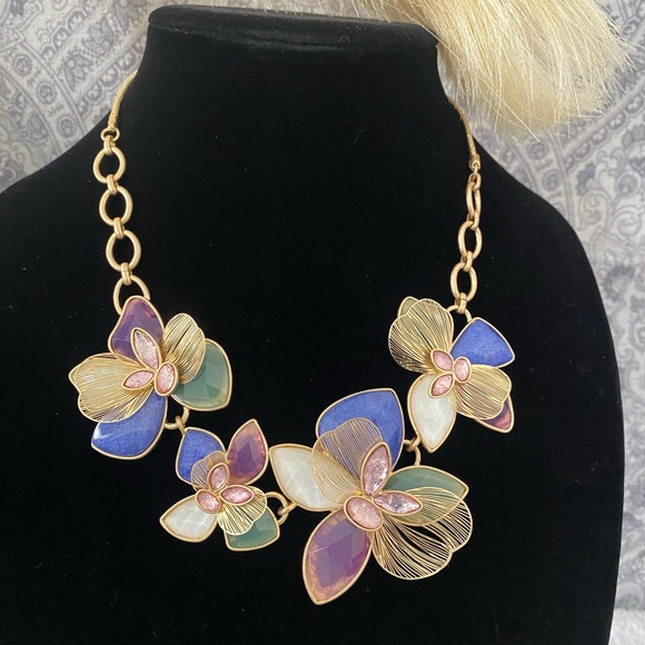 lonna & lilly Jewelry - lonna & lilly Multicolor Floral Necklace